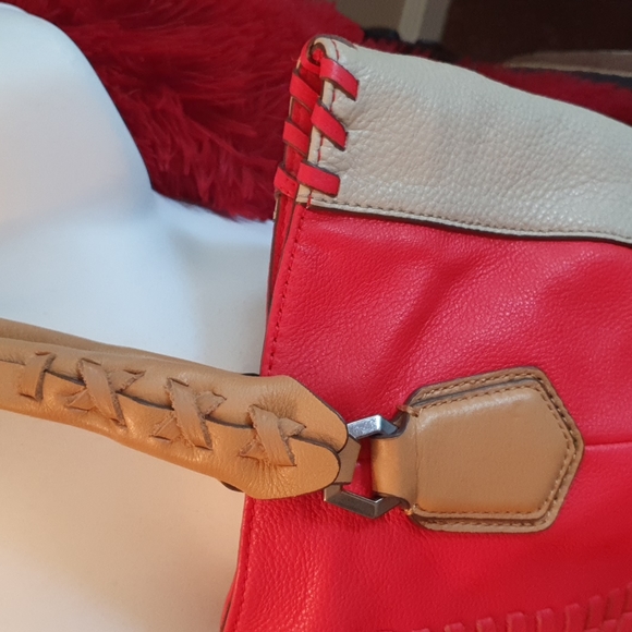 OrYANY LEATHER TOTE - Picture 4 of 9